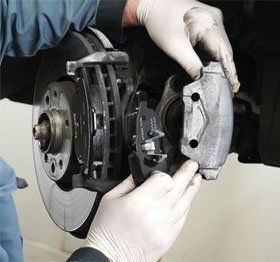 Car garage - Rotheram - Dearnside Motor Company - Brake repair