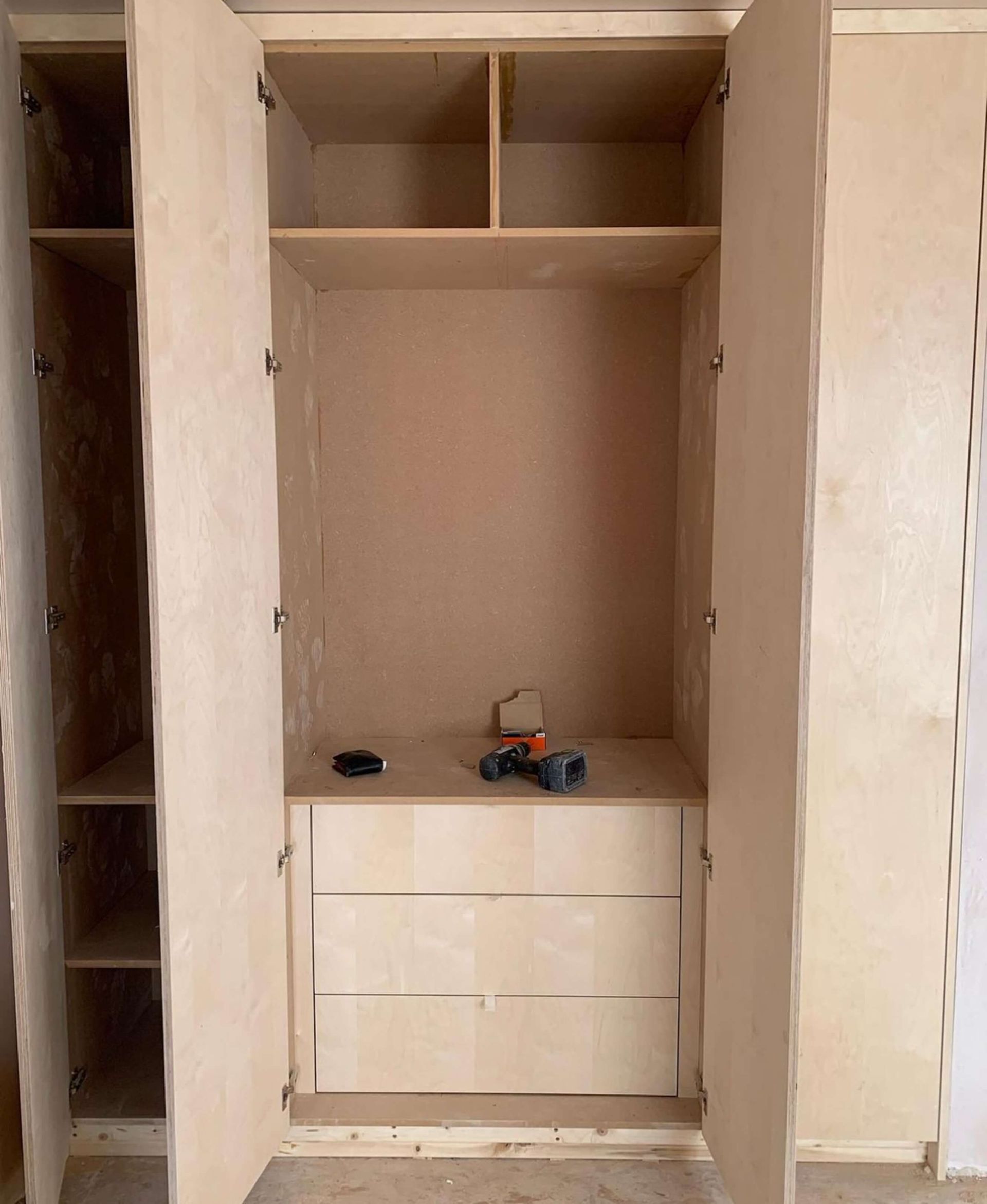 Veneered Birch Plywood Built In Wardrobe