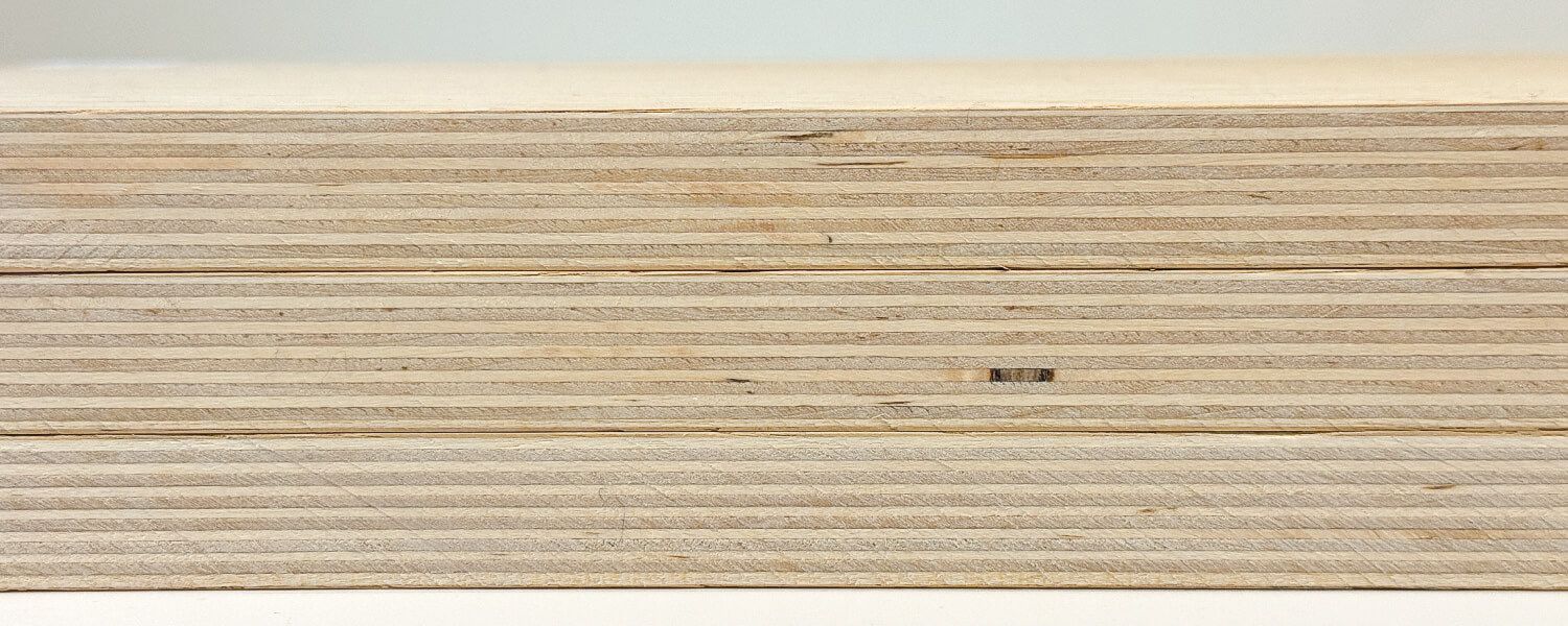 Baltic birch core veneered plywood