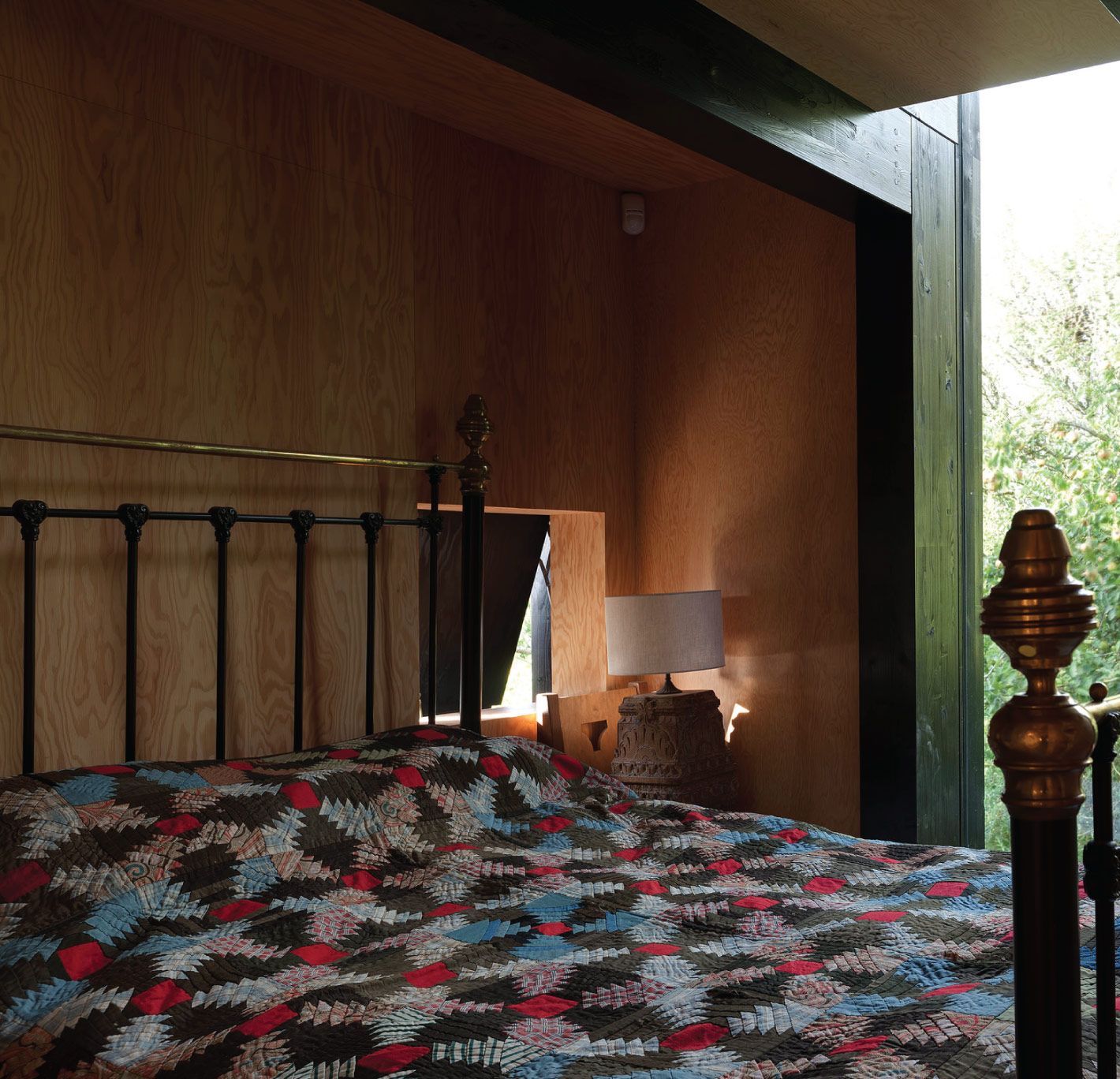 Douglas Fir plywood for ceiling lining