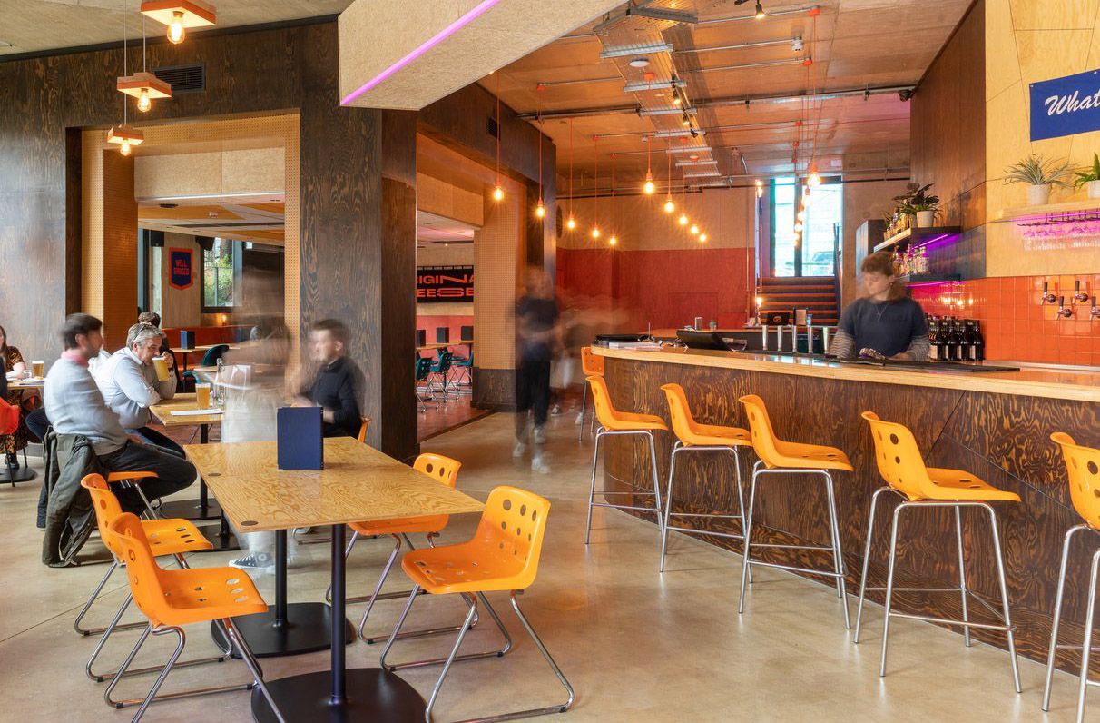 Pine plywood restaurant furniture