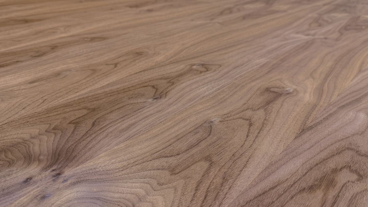 Walnut Veneer Layon