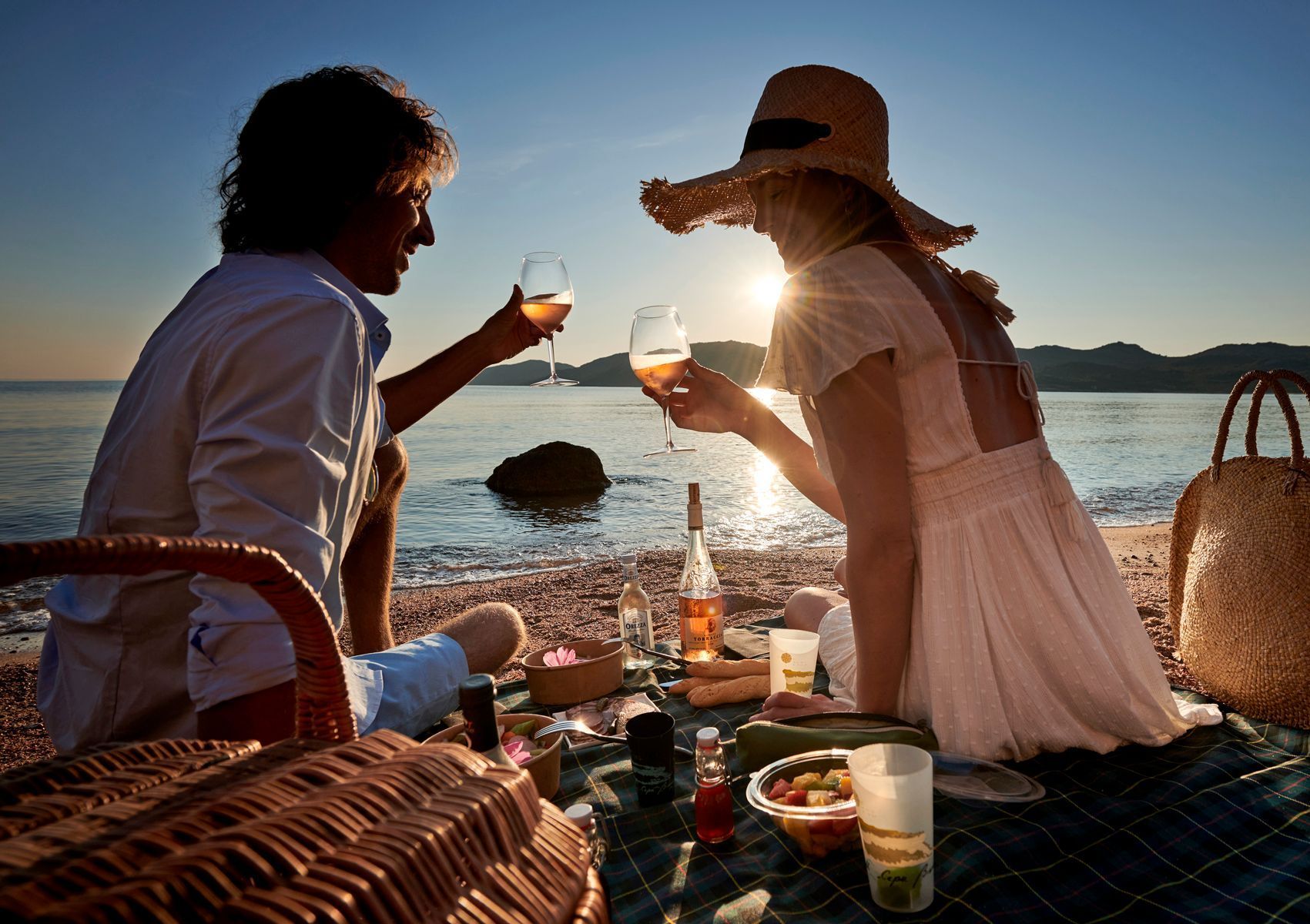 Romantic Holidays and Honeymoons