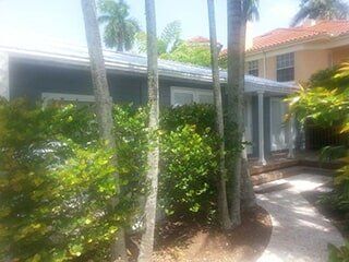 Walkways   — Two House in Myers, FL