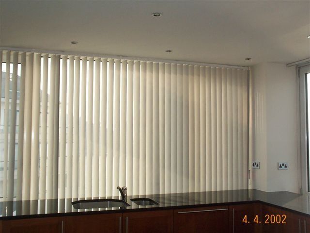 kitchen window blinds