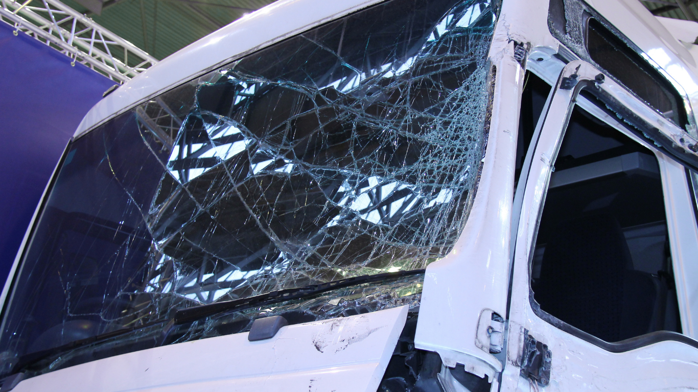 Windshield Repair or Replacement? | Steel Horse Glass