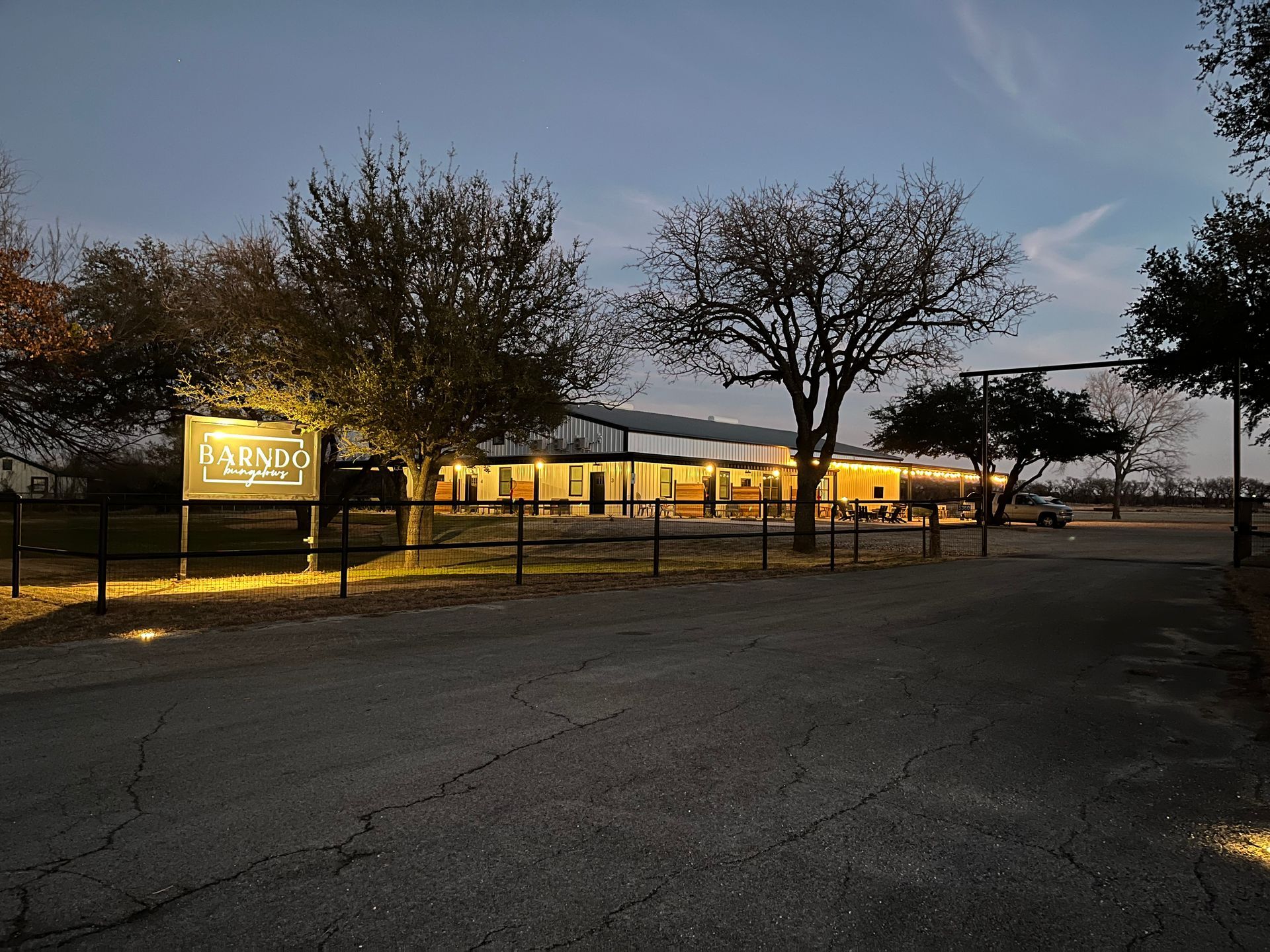 Barndo Bungalows at night from the entry.