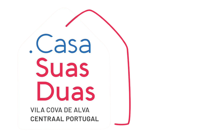A logo for casa suas duas vila cova de alva central portugal