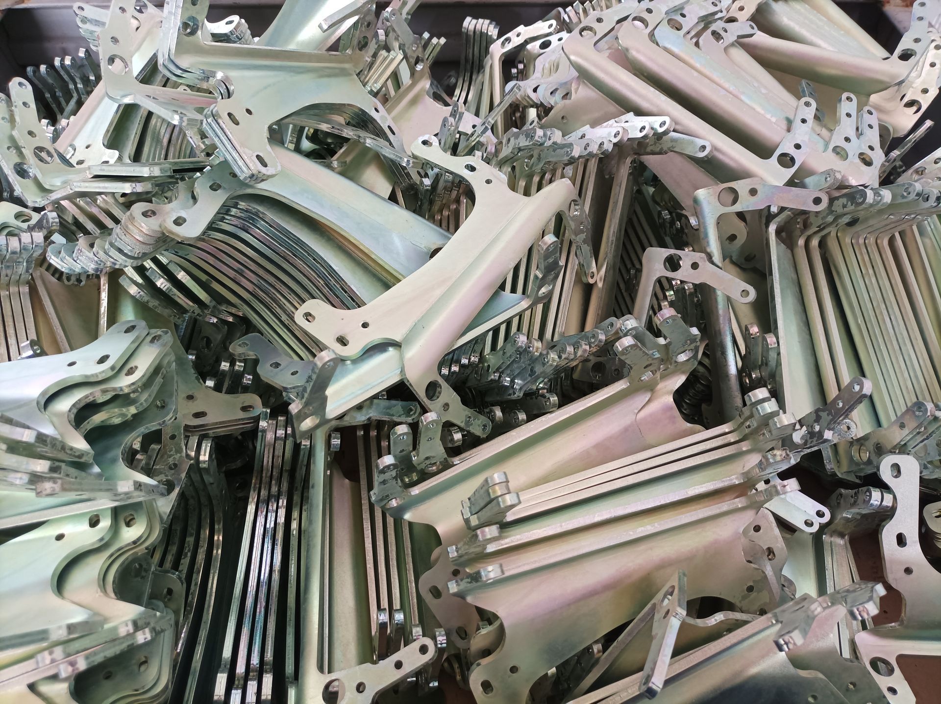 servizio di zincatura a statico per conto terzi a Bologna e provincia