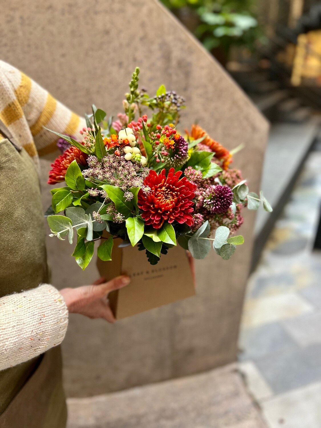 Cheltenham florist weddings, events, sympathy & same day flower delivery.