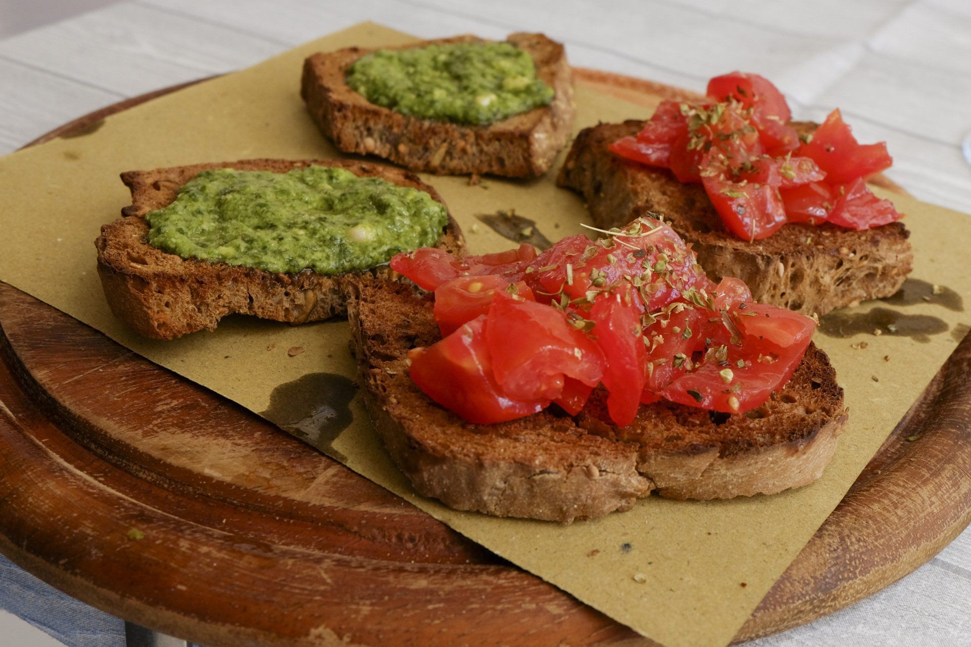 bruschette pomodoro e pesto Monterosso Emy's Way