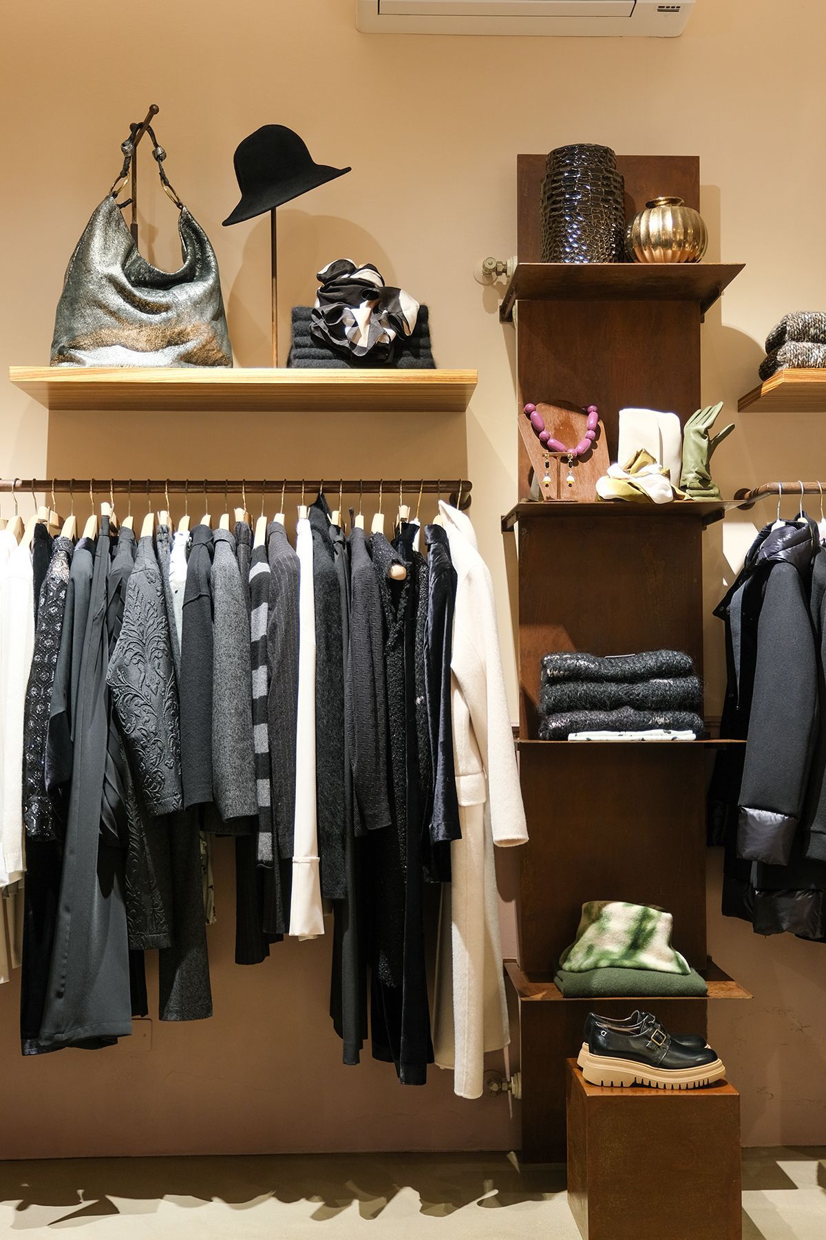 SupperClub clothing 02