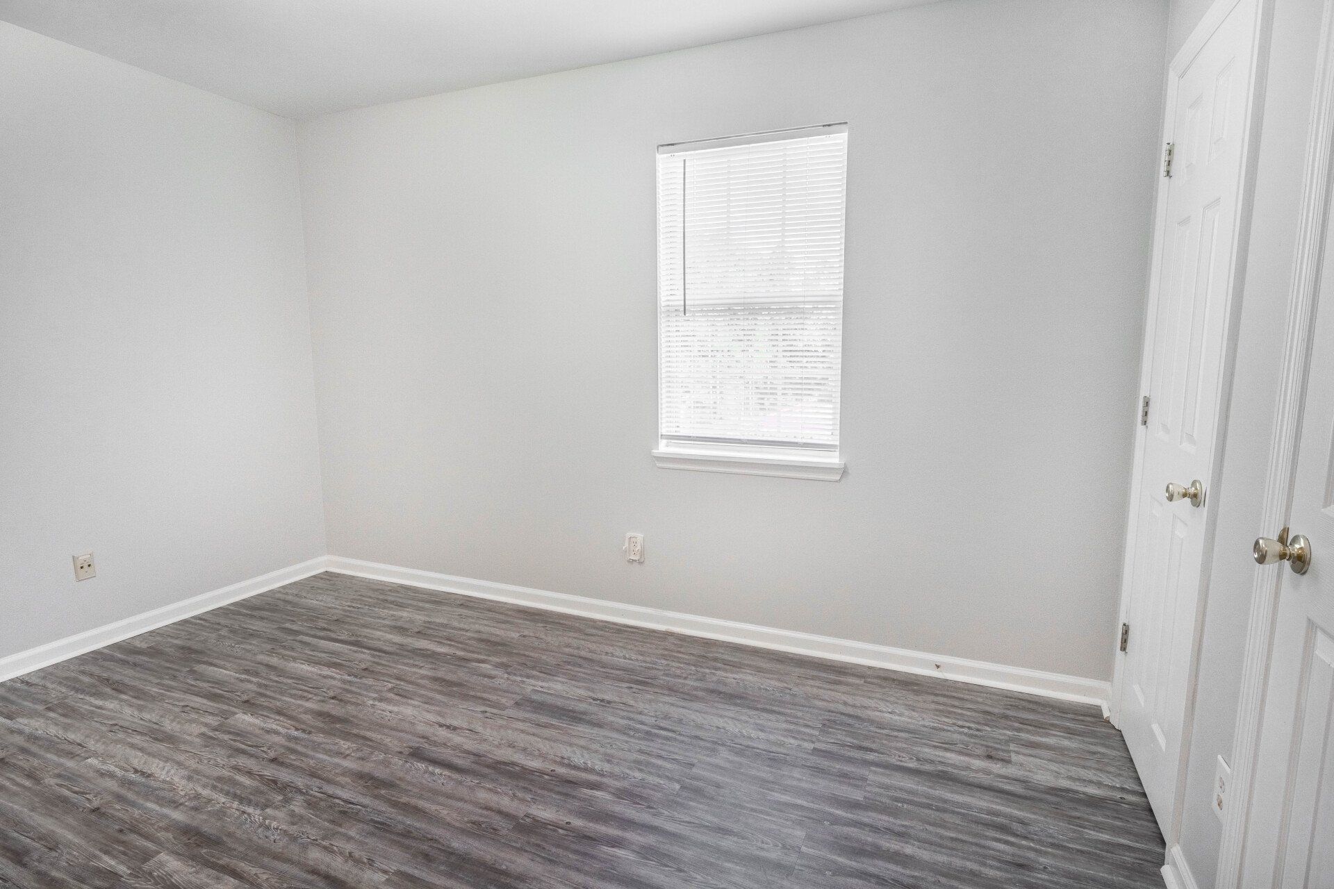 Eagle Pointe Apartments interior