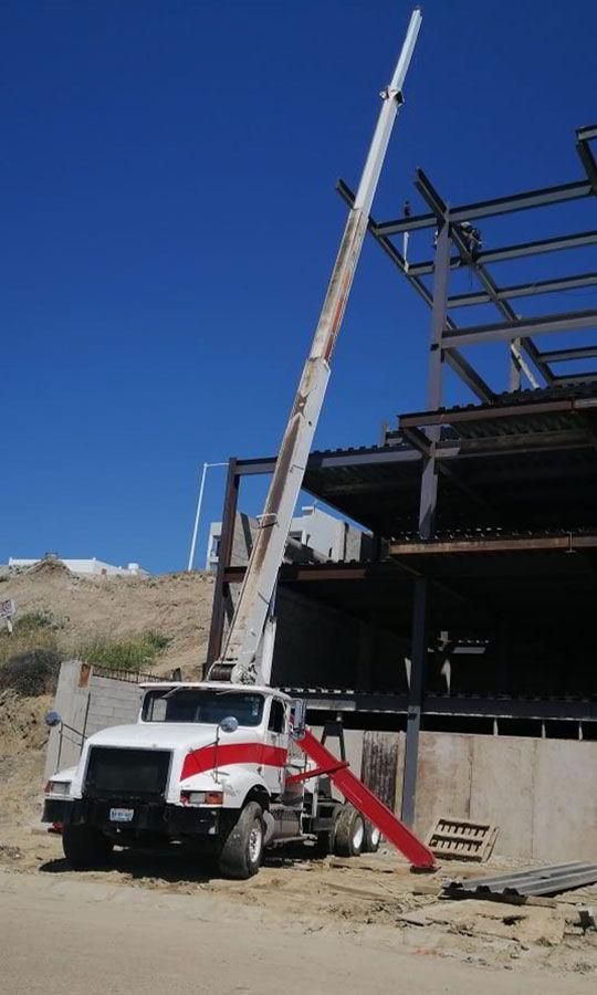 MAQUINARIA Y GRÚAS INDUSTRIALES