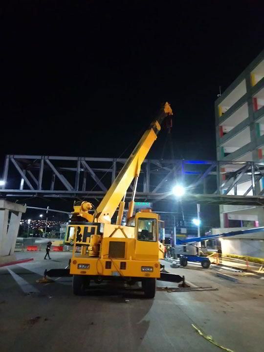 MAQUINARIA Y GRÚAS INDUSTRIALES