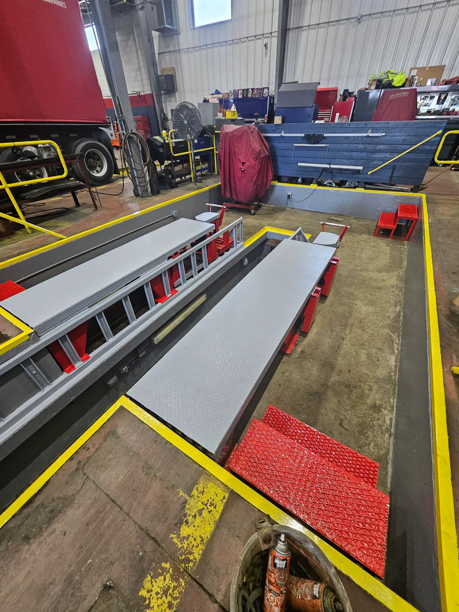 Hamilton’s Trusted Commercial Painters; Image of commercial business getting painted by Peninsula Painting 