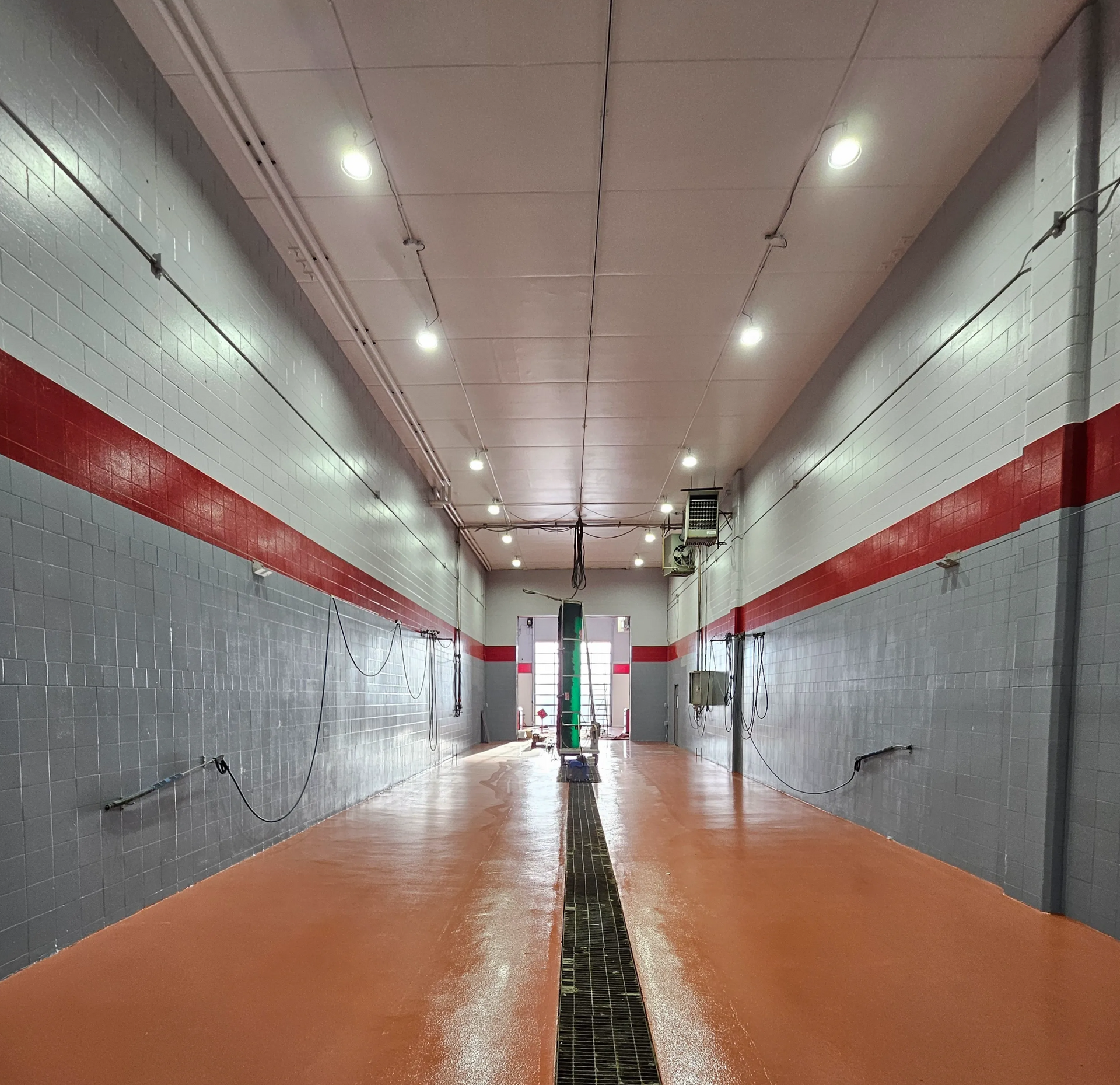 Hamilton’s Trusted Commercial Painters; Image of commercial business getting painted by Peninsula Painting 