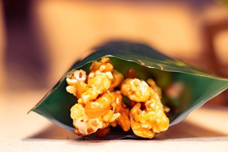 Caramel popcorn spills