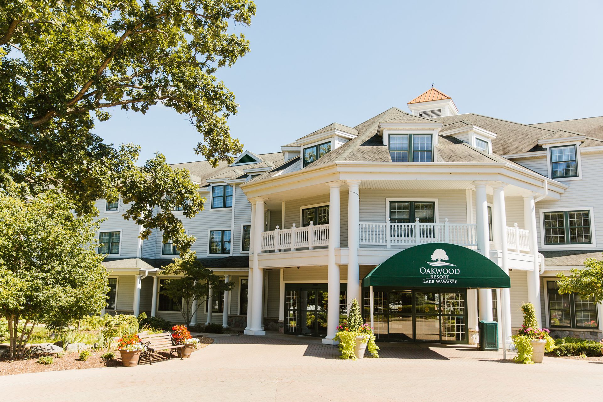 gallery-oakwood-resort-syracuse-in