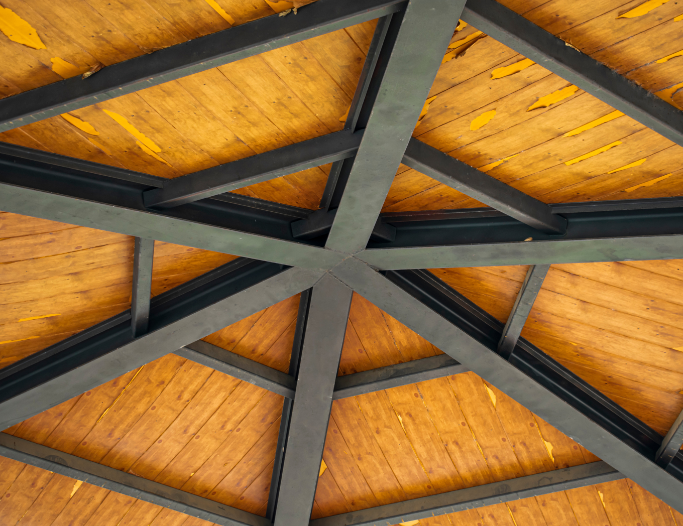 roof structural support wall