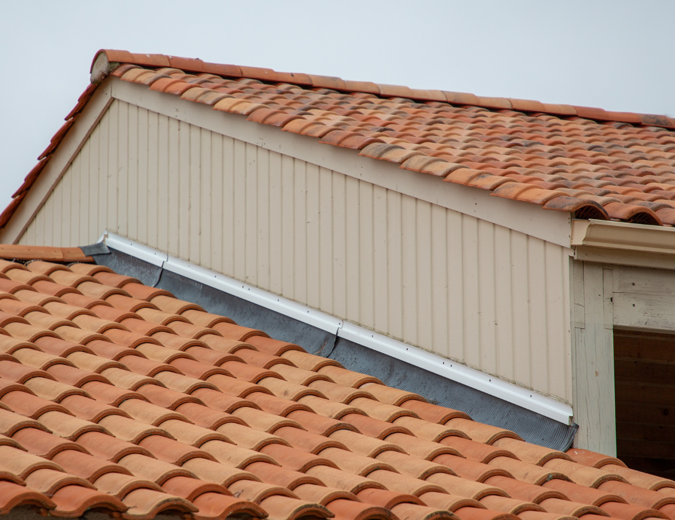 steel flashing replacement