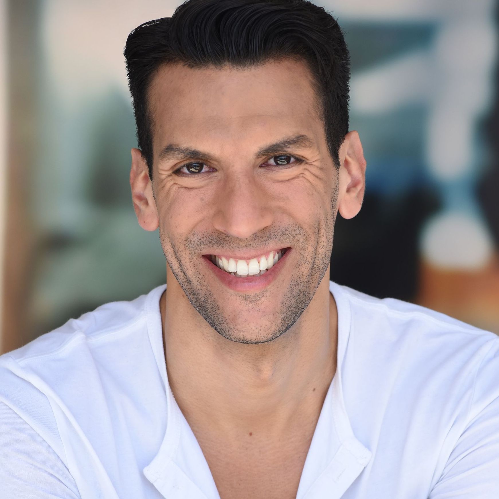 Headshot of Alex Guzman