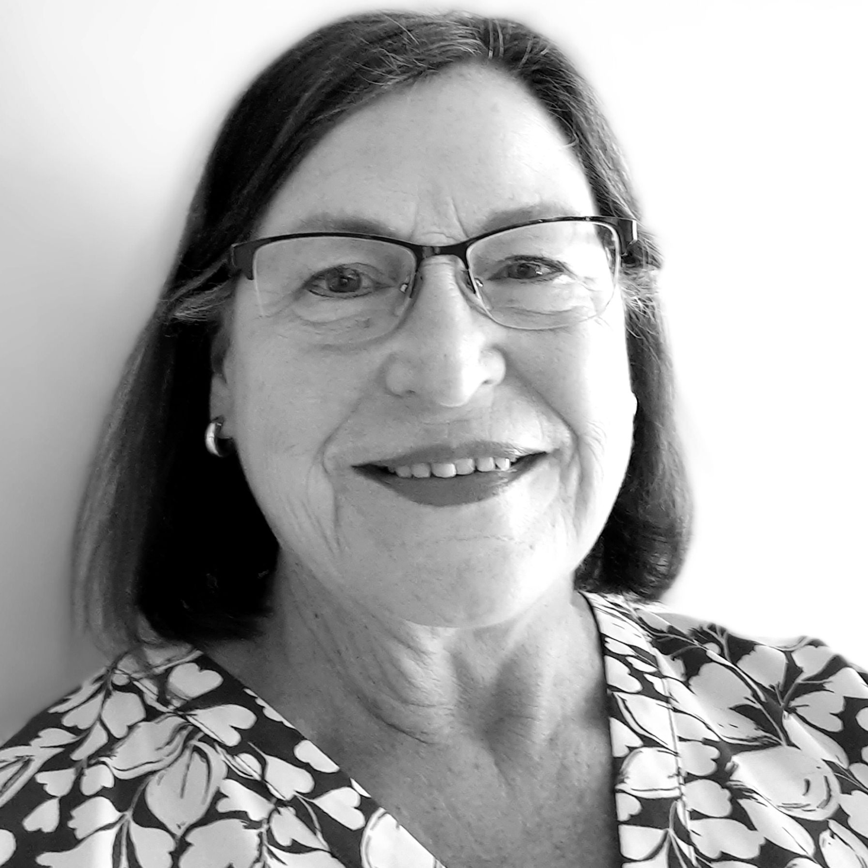 Headshot of Dawn Fuller-Korinek