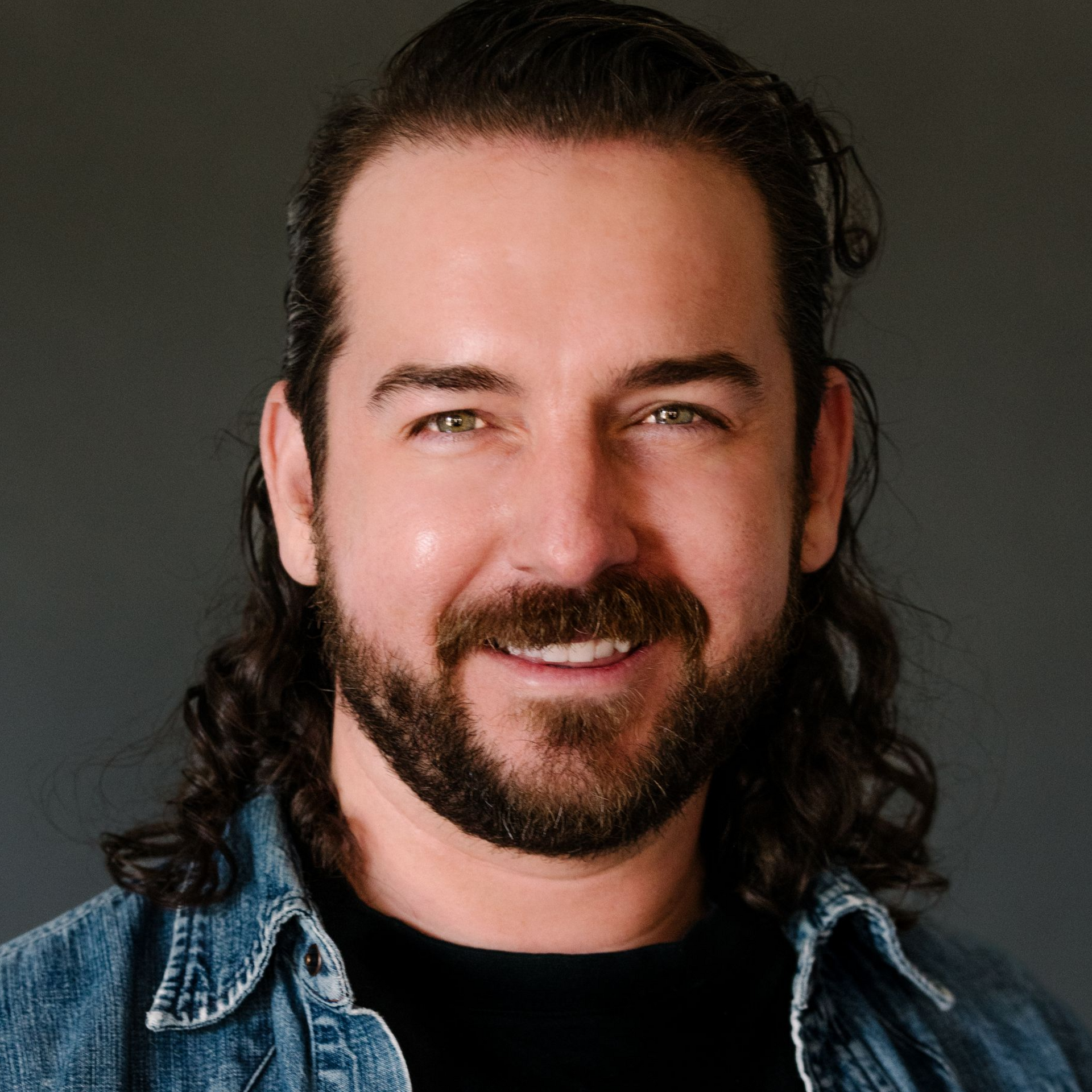 Headshot of Luke Harvey Jacobs