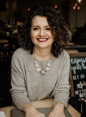 Mahshid Fashandi Hager Headshot