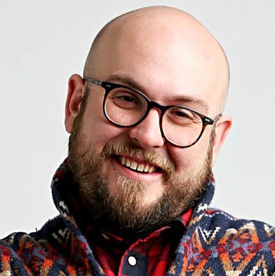 Headshot of Robert Askins