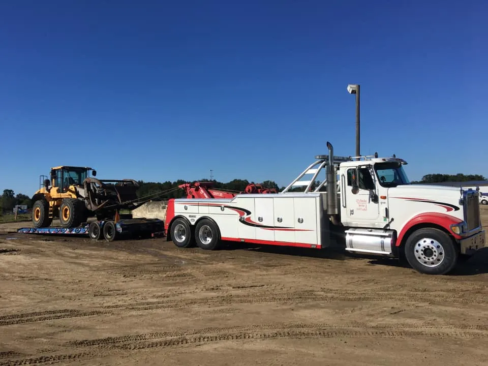 Long White Truck — Valdosta, GA — GT’s Wrecker Service