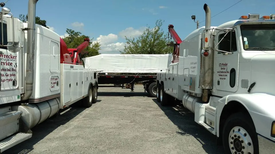 White Large and Long Trucks — Valdosta, GA — GT’s Wrecker Service