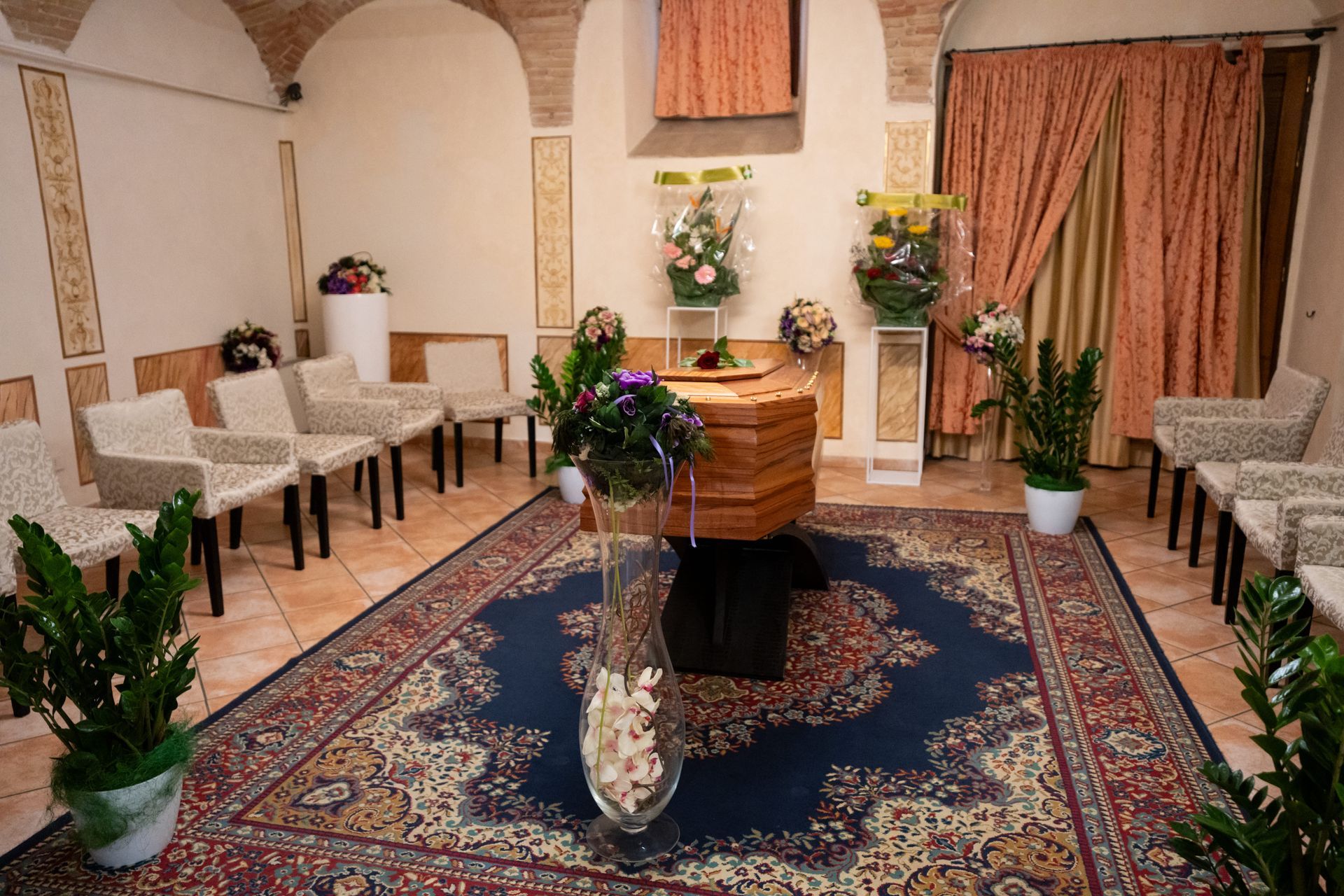 interno della sala riservata della casa funeraria