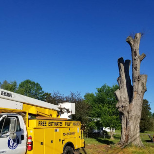 A crane service in Shelby, NC - Tucker's Tree Service hard at work