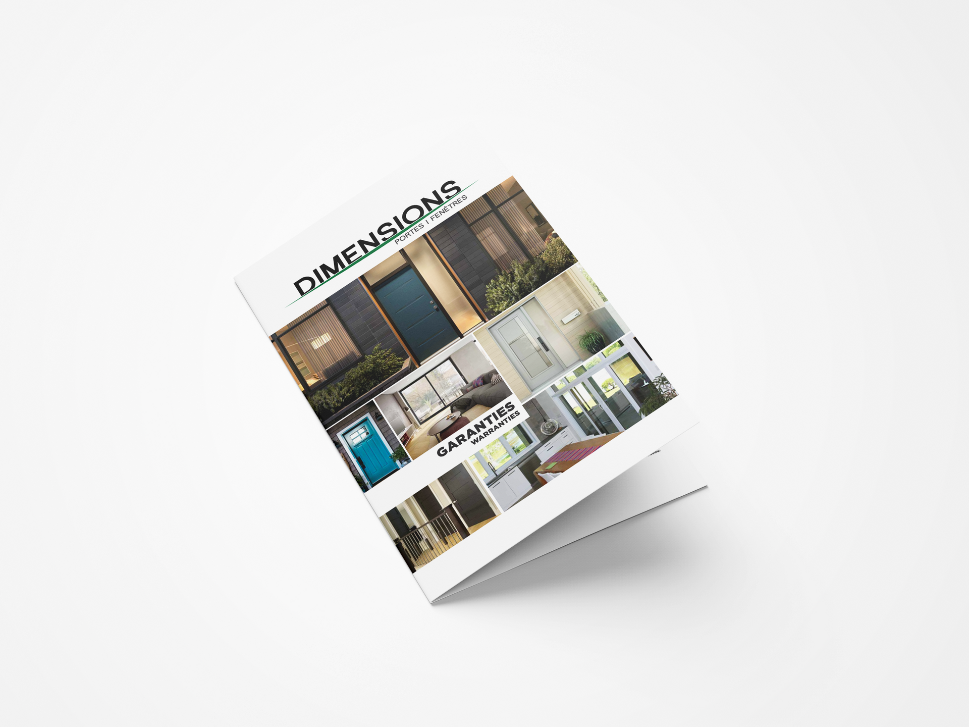 Brochure intitulée « Dimensions » avec des images de portes et de fenêtres, posées sur une surface blanche.