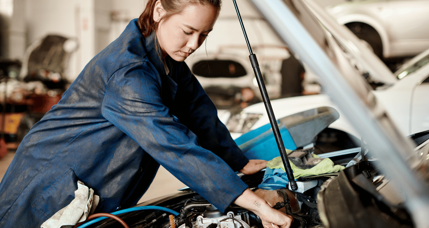 AMSOIL synthetic motor oil compared to conventional and other synthetic oils