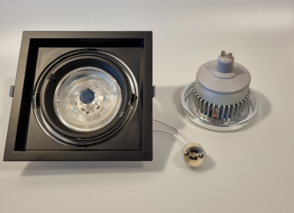 cardanische downlighter met GU 10 spot