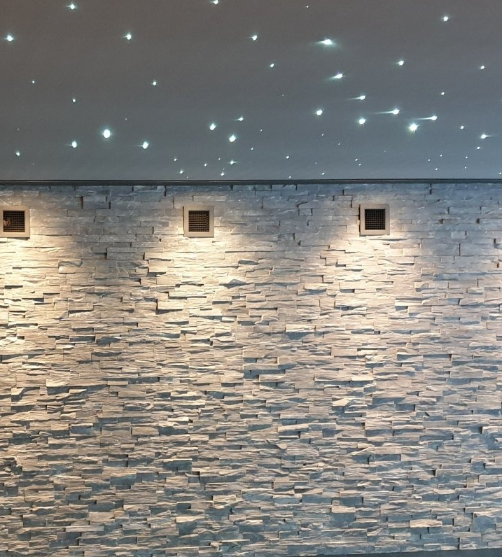 spanplafond met sterrenhemel