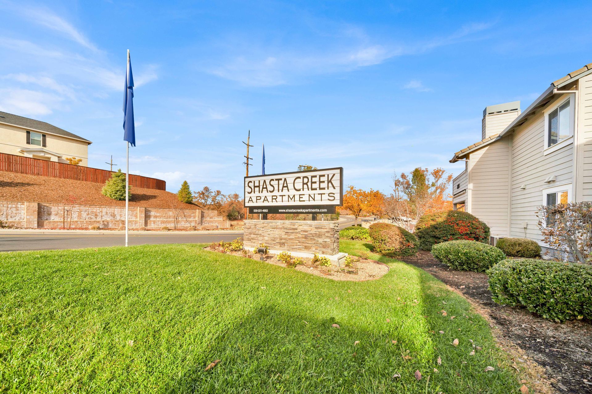 Shasta Creek Apartments monument sign off Mission de Oro Dr.
