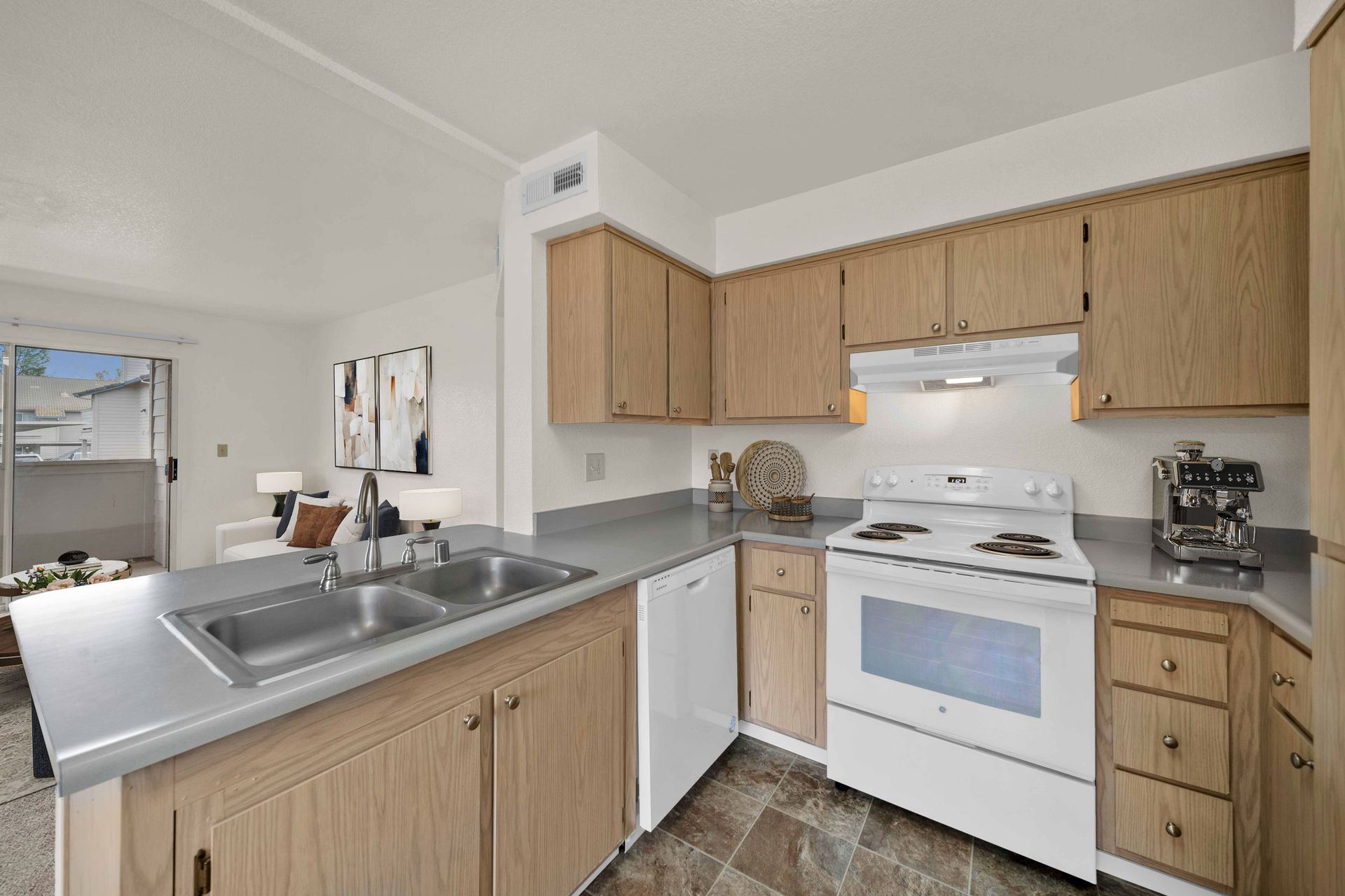 1 bedroom, 1 bathroom - kitchen with view into living room