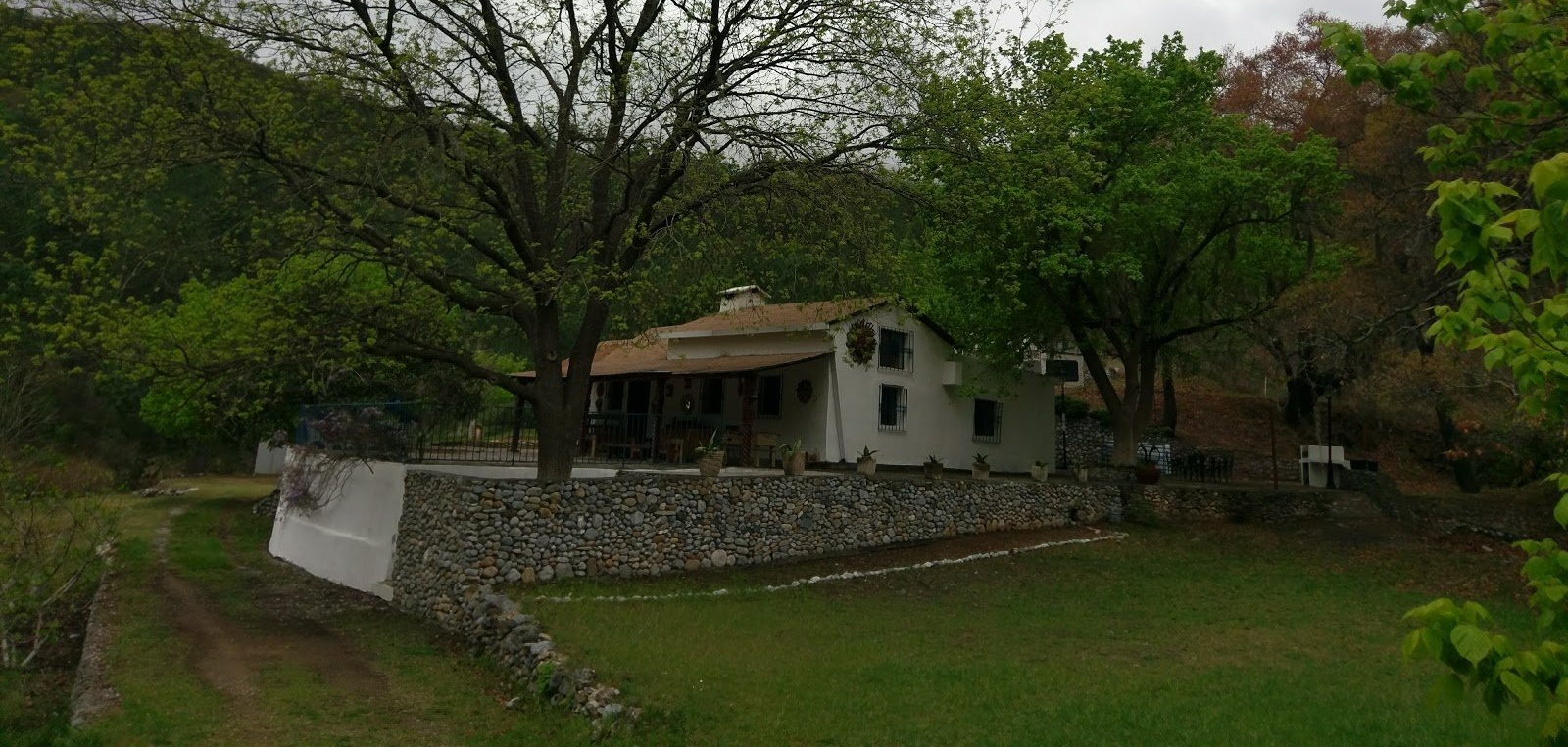 Rincón del Lobo - Cabaña en Renta en Ciénega de González, Santiago N. L.