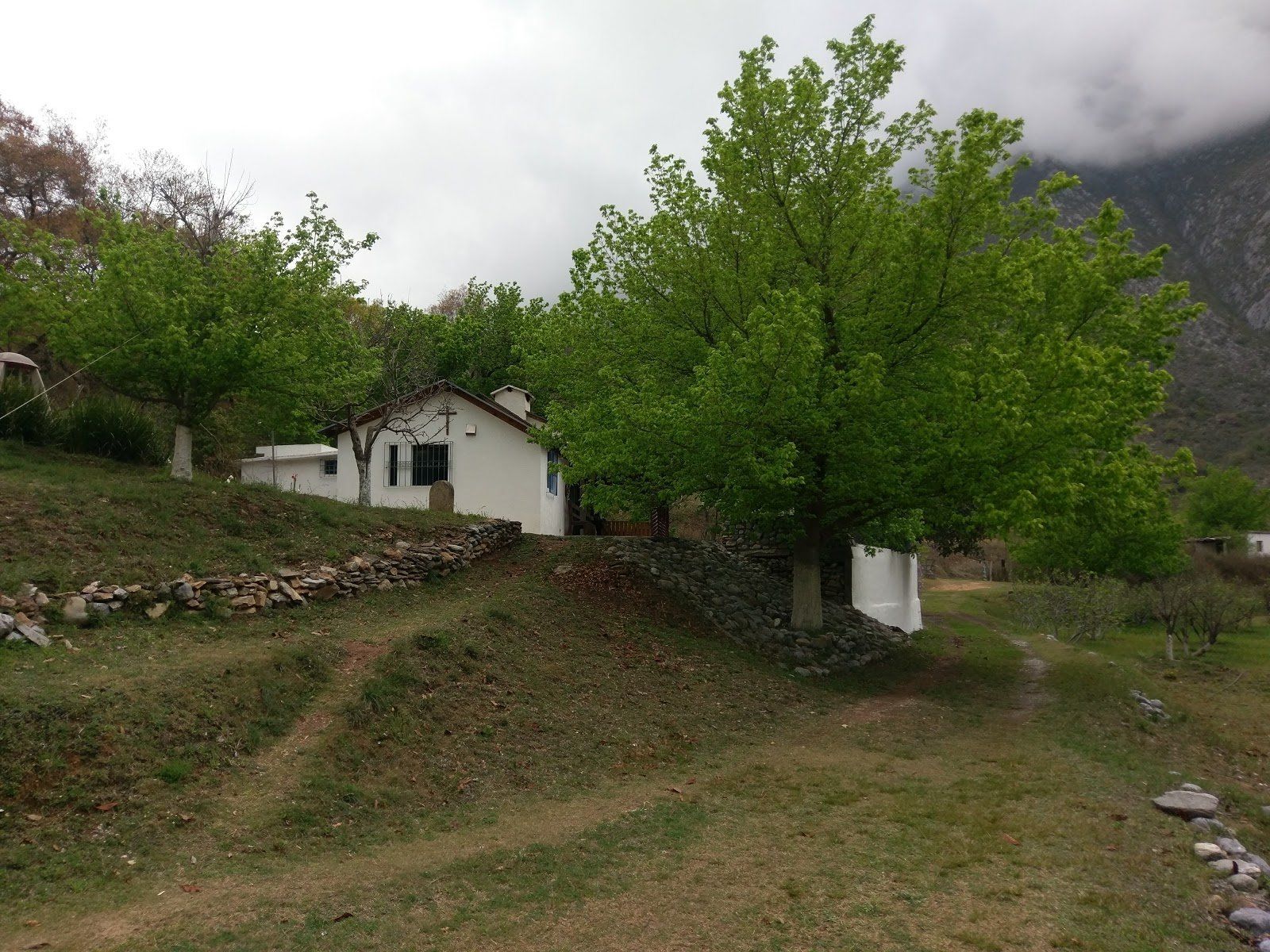 Cabañas en renta cienega de gonzalez municipio de santiago rincon del lobo.
