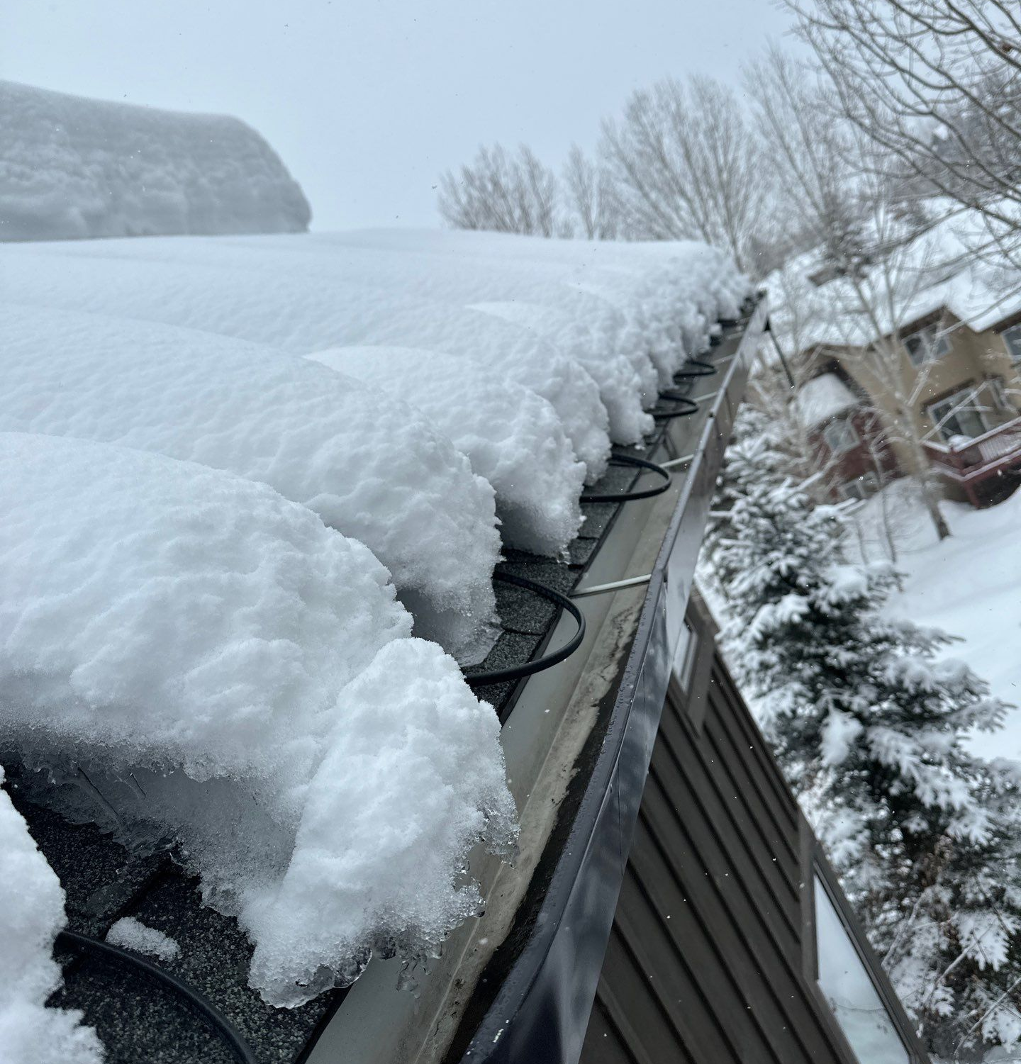 Rooftop Snow Removal, Heat Tape, Roof Shoveling, Gutter Cleaning