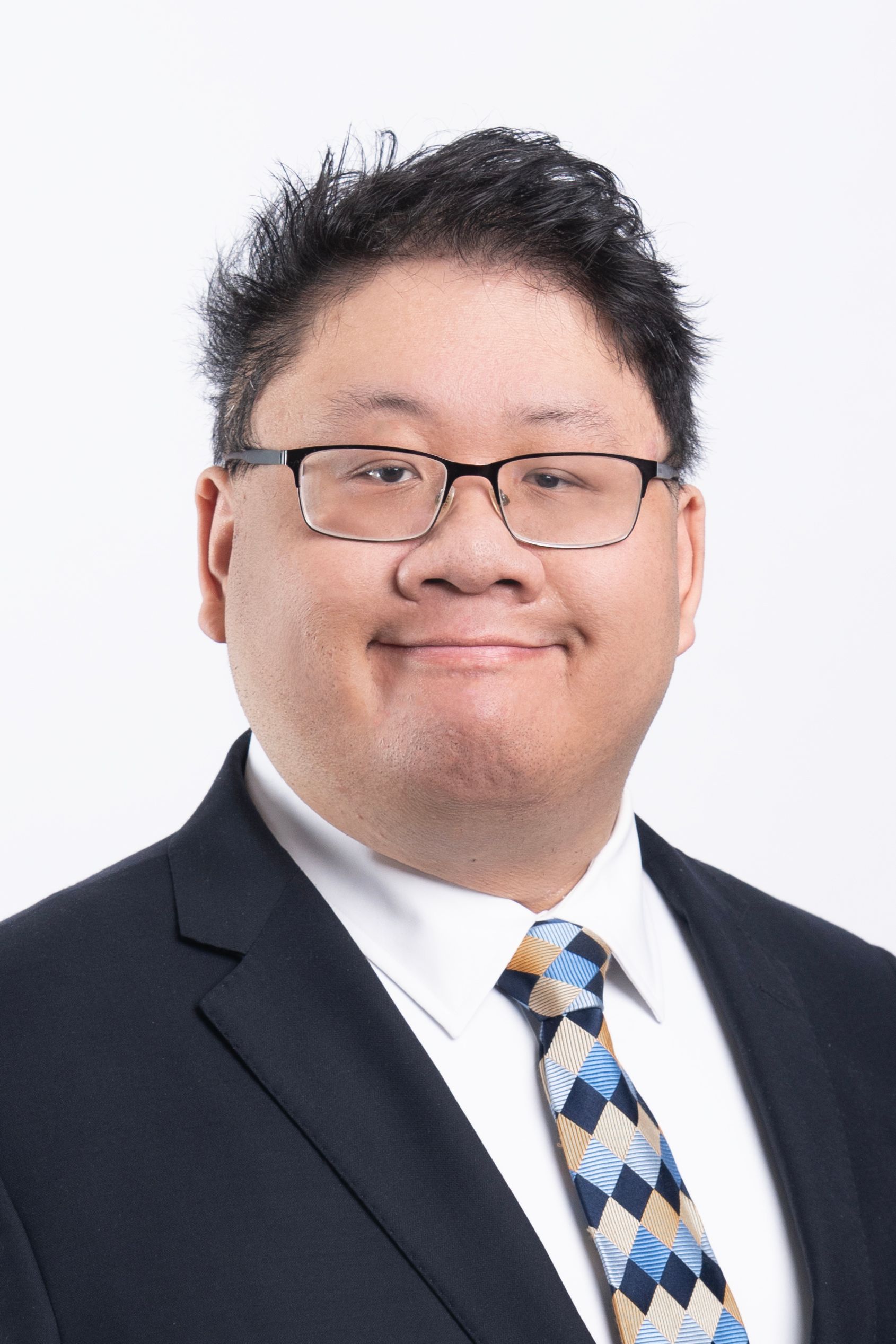 Attorney Danny Guan Headshot