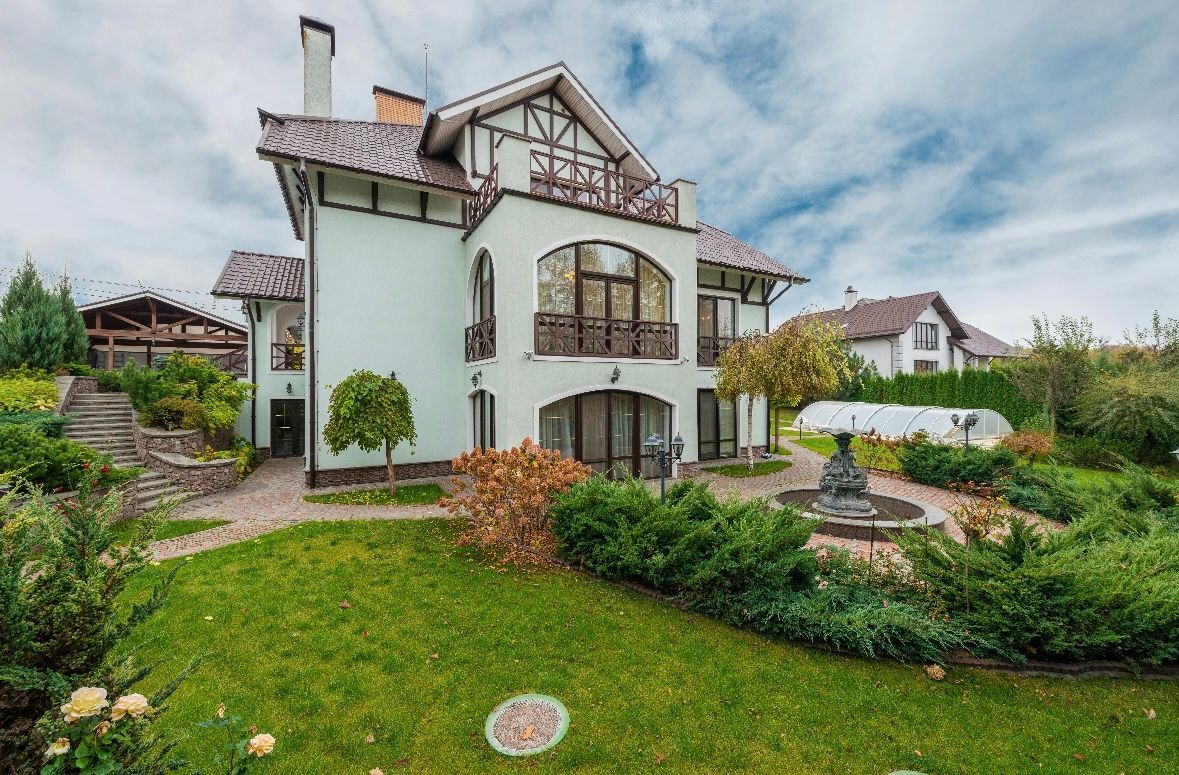 Outdoor Living & Hardscapes