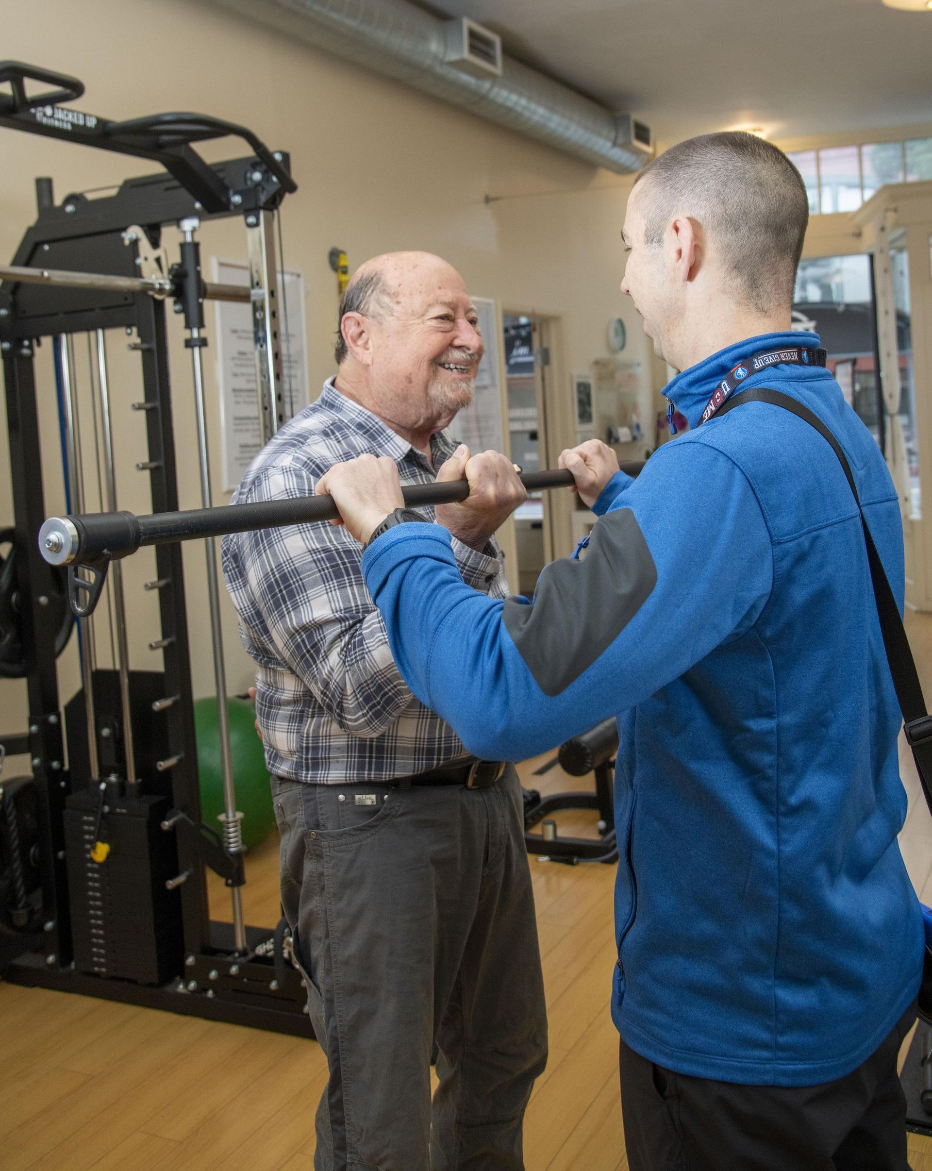 TNT Strength Client Working Out With Jesse Schmidt