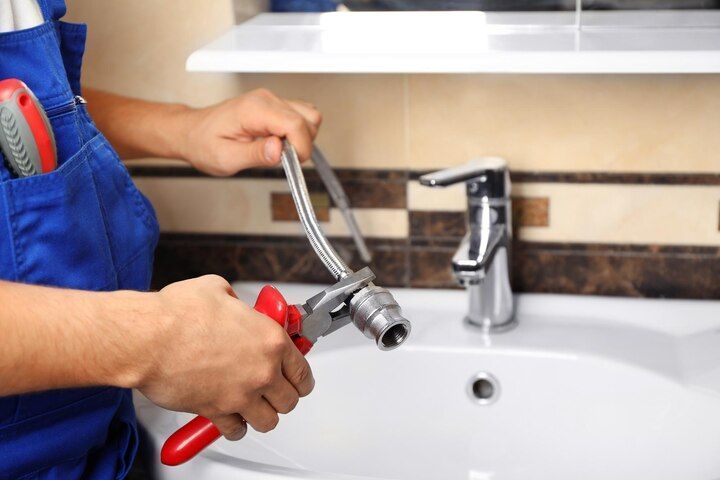 Emergency plumbing services Colonia NJ