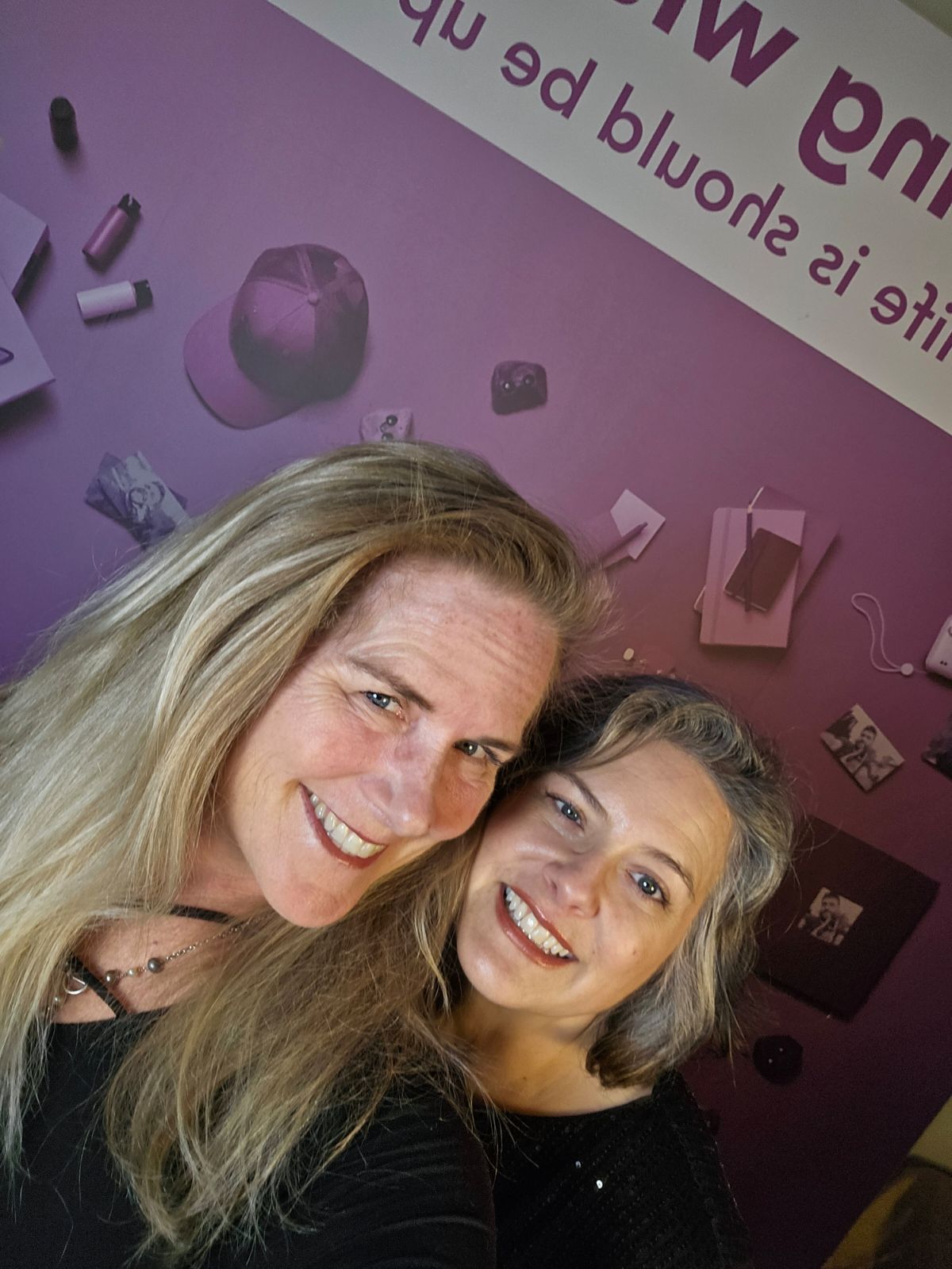 Ardent impressions tradeshow support for promotions and personalizations