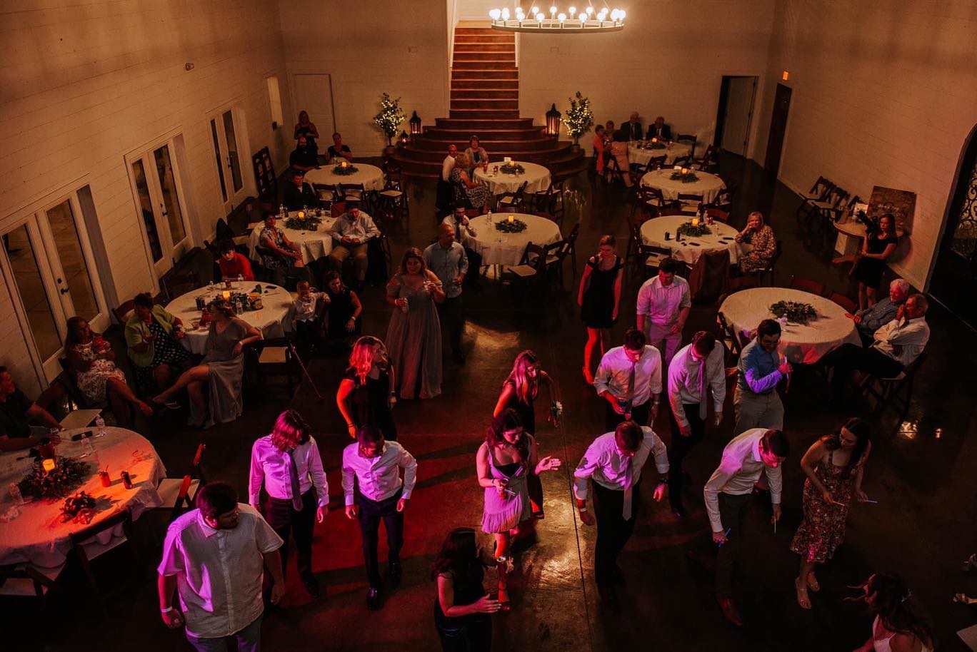 wedding guests dancing