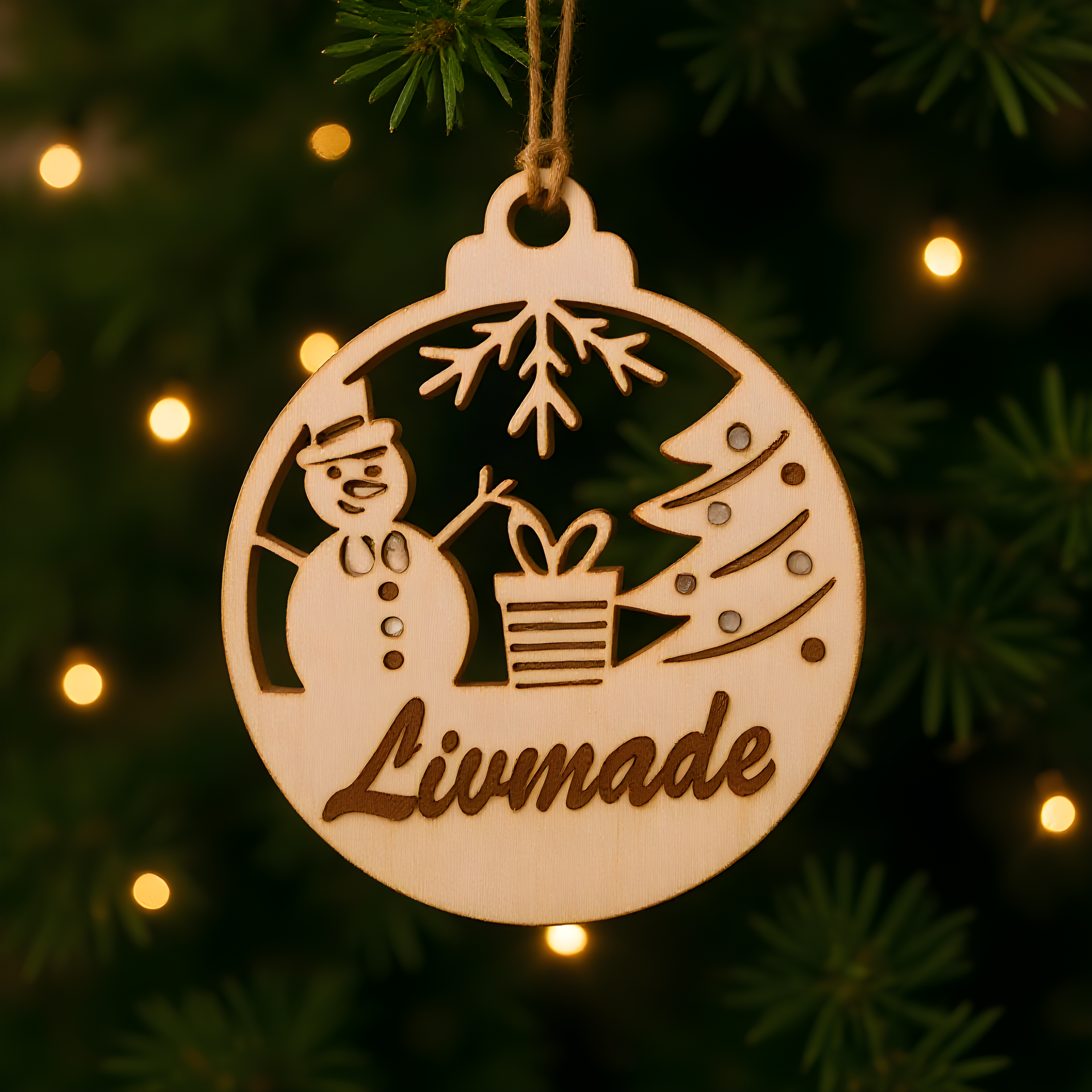 Houten kerst  met sneeuwman en  naam